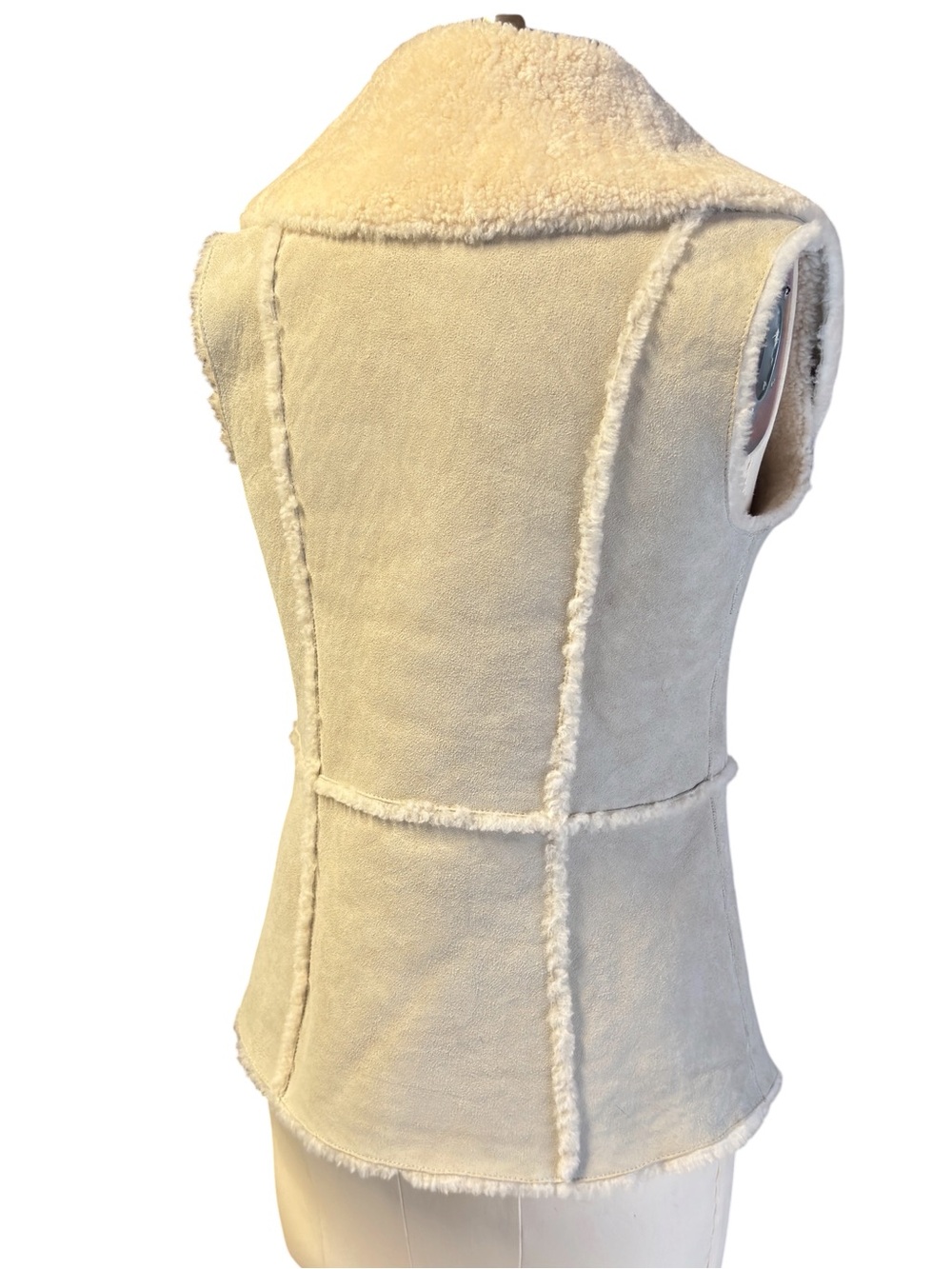 Lafayette 148 Beige Lambskin Cream Shearling Vest Size Small - Picture 2 of 13